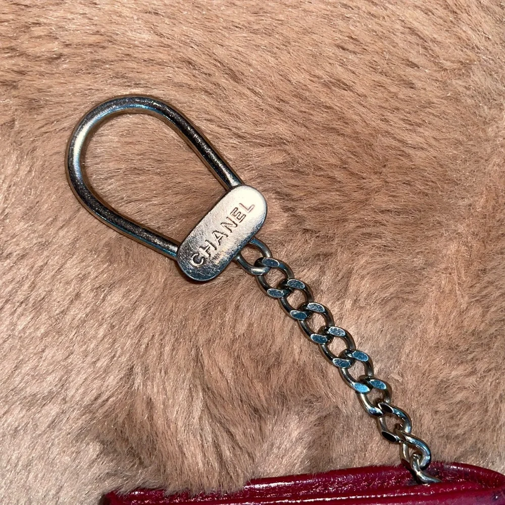 CHANEL Red Leather Keychain Accessory - Picture 4 of 9